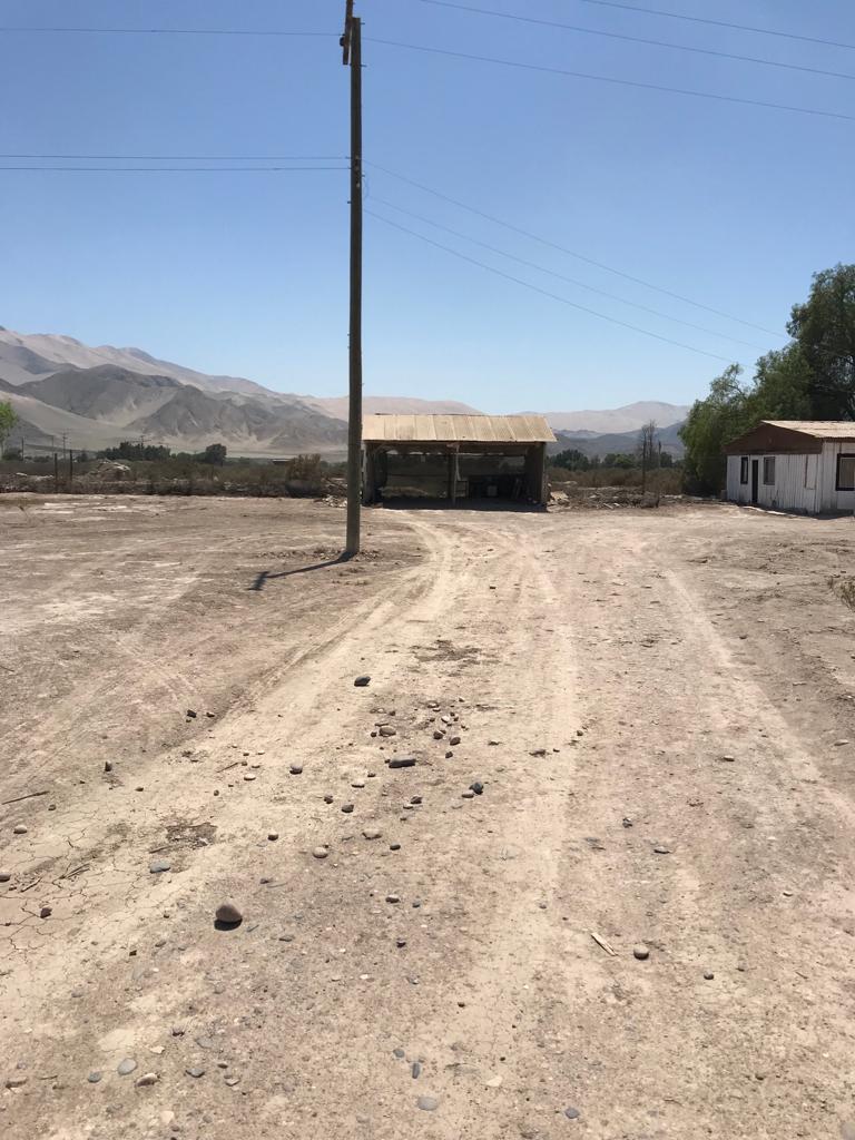 PARCELA CON CASA SECTOR CHAMONATE.- (PARCELA 17) 